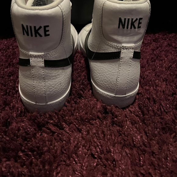 Nike Trailblazers - Picture 4 of 5